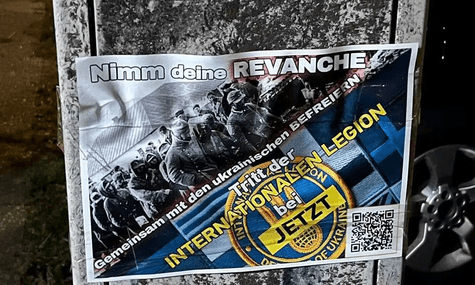 У Берліні помітили листівки із німецькими полоненими часів війни з СРСР, на яких закликають долучитися до ЗСУ