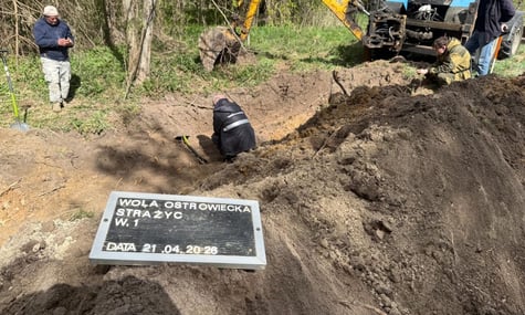 Братська могила на Волині, яку виявили 21 квітня 2026 року