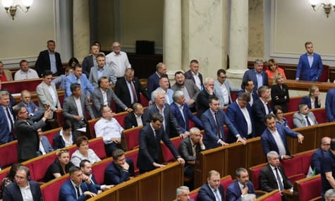 Рада «забыла» рассмотреть законопроект об ответственности за незаконное обогащение
