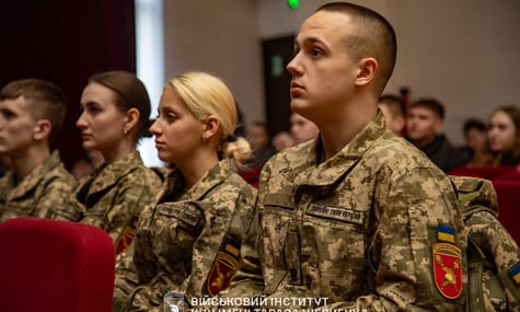 Ілюстративне фото. Курсанти ВІКНУ