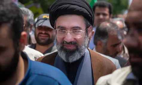 Новий верховний лідер Ірану лікується в приватній лікарні у Москві. Допомогу запропонував путін — газета Al Jarida