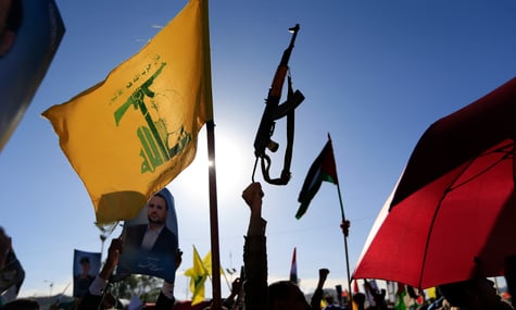 «Хезболла» атакувала Ізраїль у помсту за вбивство Хаменеї. Той відповів ударами по Лівану