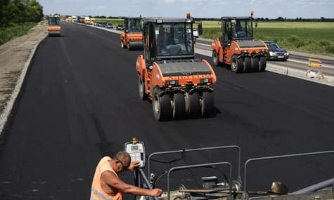 Угорщина виділить $50 млн на ремонт доріг Закарпаття
