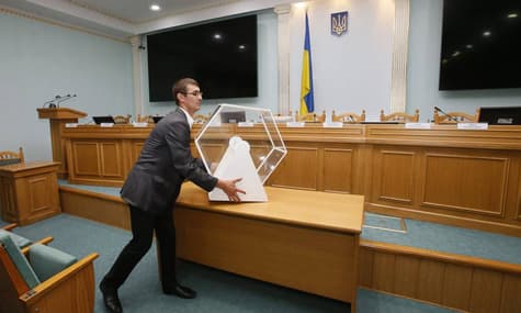 «Нині вже»: ЦВК і «мертві душі», Шулявський міст та музей Небесної сотні