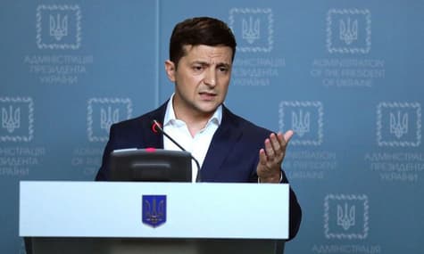 Зеленский возмутился тем, что Медведчук поднял вопрос об освобождении пленных перед выборами