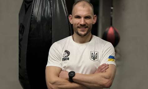 В «охоронця» Джолі були всі документи та волонтерське посвідчення, стверджує його брат