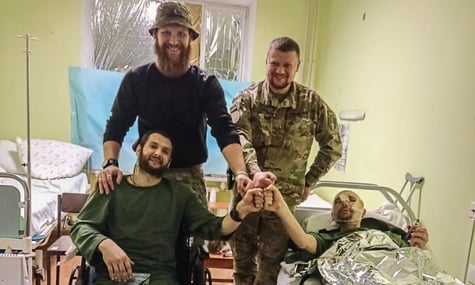 «Зашли и вышли вместе»: на стабпункт добрались бойцы, которые более четырех месяцев отбивали атаки россиян