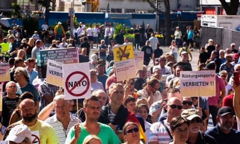 російська діаспора в Німеччині вийшла на мітинг проти підтримки України і санкцій для росії