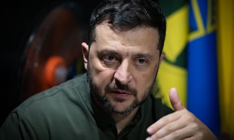 Зеленський: Стоїмо на чітких українських позиціях, поступки не роблять життя націй безпечним