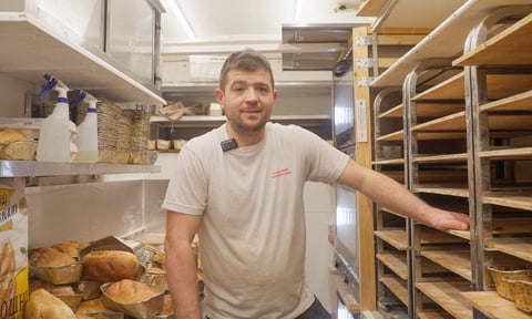 Смак Франції посеред Троєщини. Чому француз покинув власні пекарні на батьківщині й пече хліб посеред замерзлих багатоповерхівок Києва