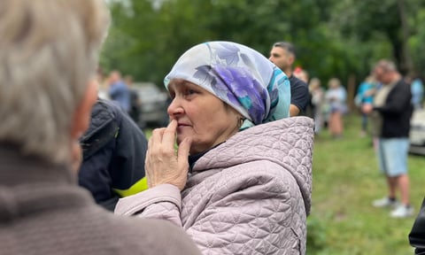 «Краще б я загинула, ніж мої діти!..». Репортаж зі зруйнованого будинку в Києві