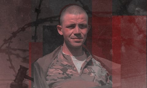 «Він у нас кидав цеглинами». Чому з російського полону повернули Бобилєва, який знущався з українців, і що йому світить