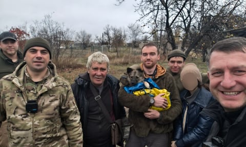Добиралися пішки 12 км: як волонтери рятували дитину з міста, що опинилося під тиском окупантів