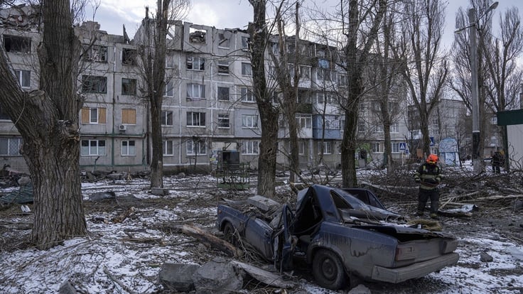 Battle for Pokrovsk: What’s at stake as Russian forces move within 3 km ...