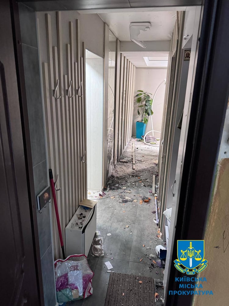 Квартира в Києві, куди приїхали працівники поліції