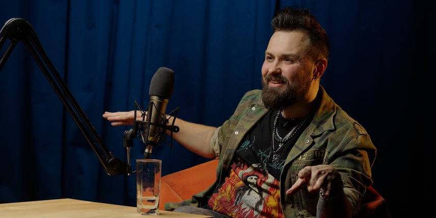 Про відродження «Мертвого півня», книгу про «Братів Гадюкіних», дует із Христиною Соловій і хмільну поезію: Юрій Рокецький