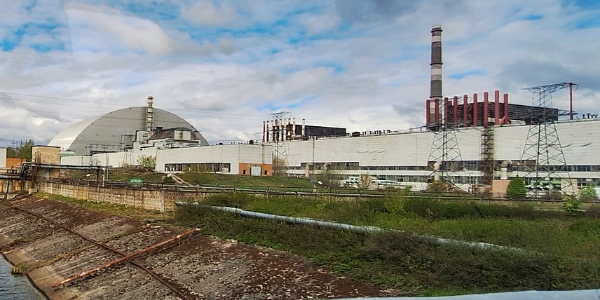 Екскурсія до Зони відчуження: коні Пржевальського, нерудий ліс, 200 тонн урану й плутонію на віддалі руки та Прип’ять — місто моторошних вражень