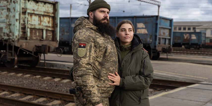 «Андрюха, а если прилетит?». Отвечаю: «Если прилетит, то не в меня хотя бы». Как выжить в прифронтовом городе и не только
