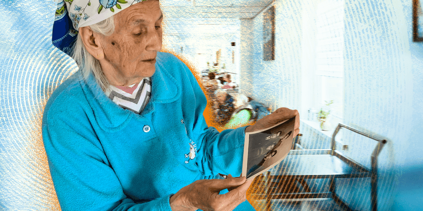 «Ходили чутки, що переселенців запускають у бараки й усе нове в них крадуть». Чому літнім людям страшно евакуюватися