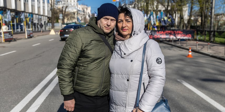 Стал ниже на 4 сантиметра от издевательств, имел опухшие ноги, сломанные ребра, ел из собачьей миски. Три года плена защитника ЧАЭС