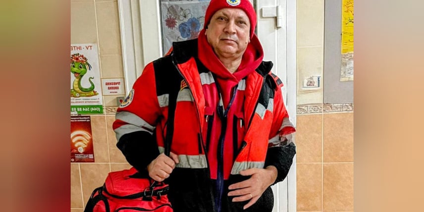 «У всьому величезному місті загинув саме Сергій». Медика з Херсонщини вбив повторний російський удар дронами