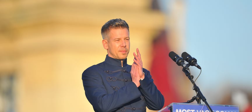 Петер Мадяр — шлях від прихильника Орбана до його опонента. Що відомо про нового прем’єр-міністра Угорщини?