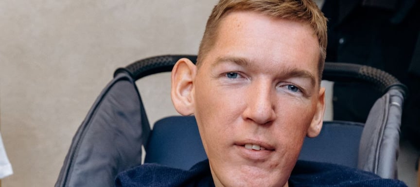 Назарій Гусаков: чому відомого активіста зі спінальною м’язовою атрофією запідозрили в шахрайстві