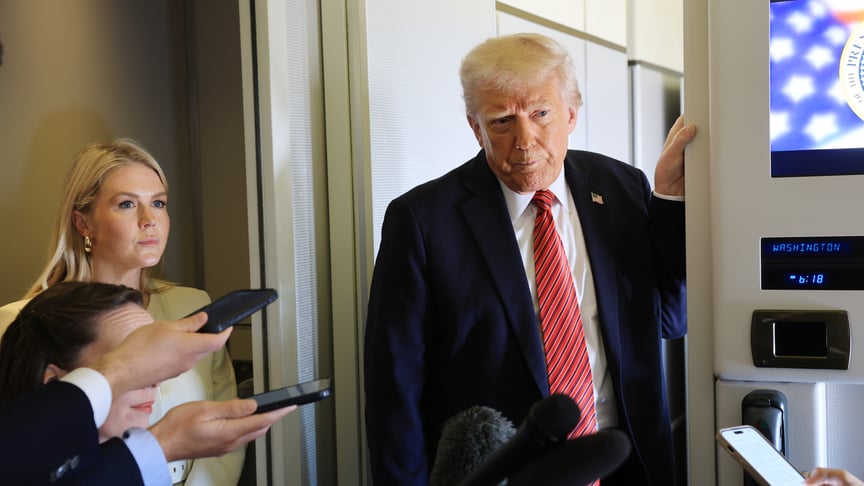 Президент США Дональд Трамп Президент США Дональд Трамп