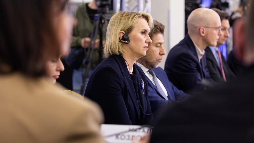 Колишня посолка США в Україні Бріджит Брінк Колишня посолка США в Україні Бріджит Брінк