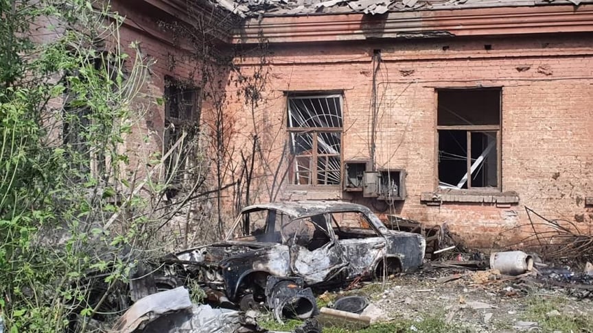 Наслідки російських обстрілів по місту Курахове Донецької області, 14 травня 2023 року