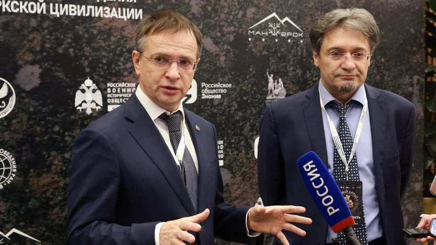 Голова російської делегація на переговорах у Стамбулі Володимир Мединський Голова російської делегація на переговорах у Стамбулі Володимир Мединський