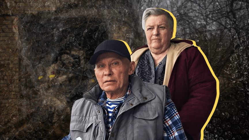 13 кілометрів дороги з дронами над головою: як літня жінка вивозила з-під обстрілів свого чоловіка на колісному кріслі