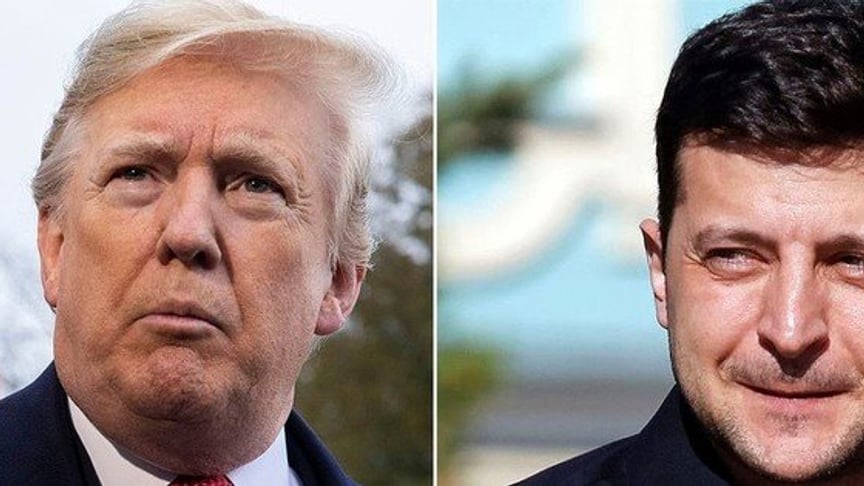 U.S. President Donald Trump (L) and Ukraine's President Volodymyr Zelenskyy.