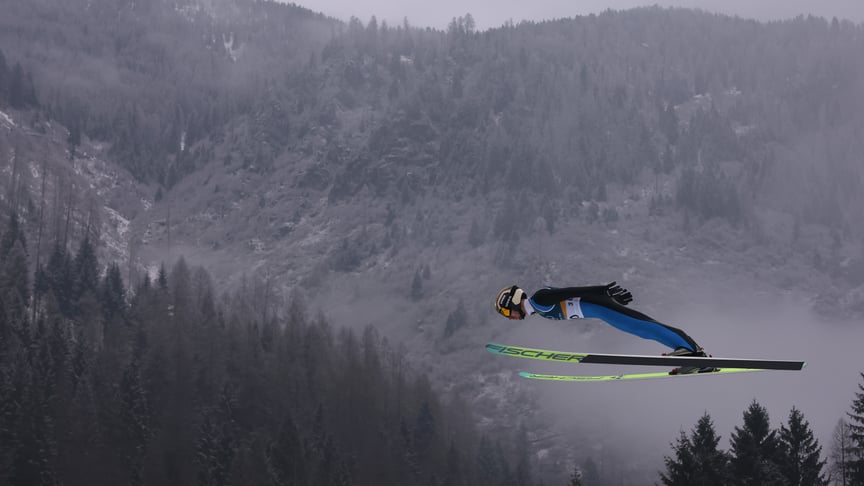 Ілюстративне фото. Фінський стрибун на лижах на Олімпіаді в Італії