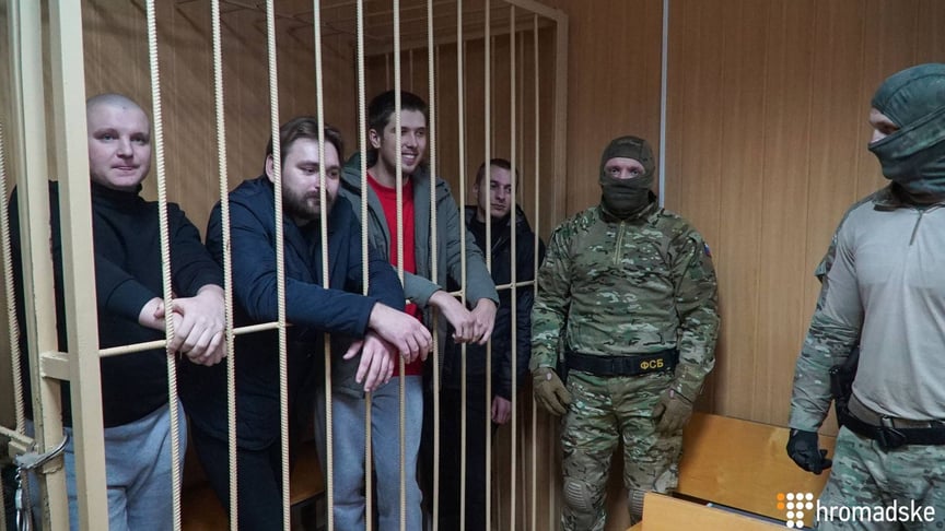 Зліва направо: Андрій Шевченко, Сергій Попов, Богдан Головаш та Володимир Терещенко у Лефортовському суді Москви, 15 січня 2019 року