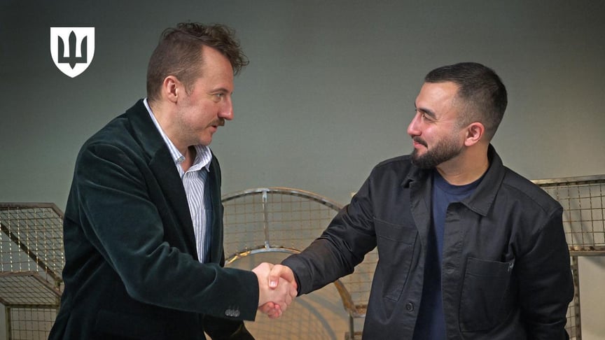 Кухар Євген Клопотенко та керівник Агенції оборонних закупівель Арсен Жумаділов