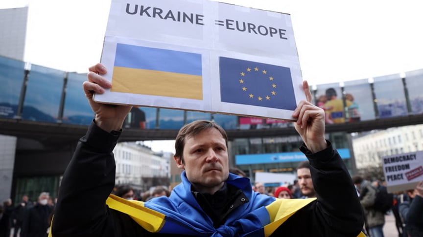 EU and Ukraine agree to speed up road transport. Here's why this is important