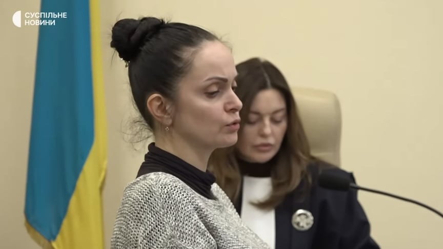 Патрульна поліціянтка Анна Дудіна у залі суду