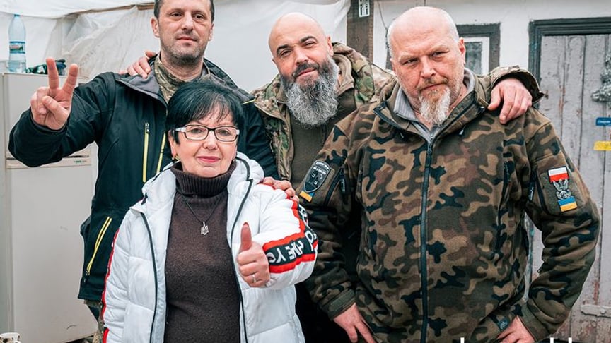Volunteer fighters who came to fight for Ukraine with volunteer Raisa Shmatko