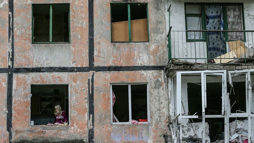 "Just Like in 2014": Locals Talk Deadly Shelling Attack in Ukraine's Donbas