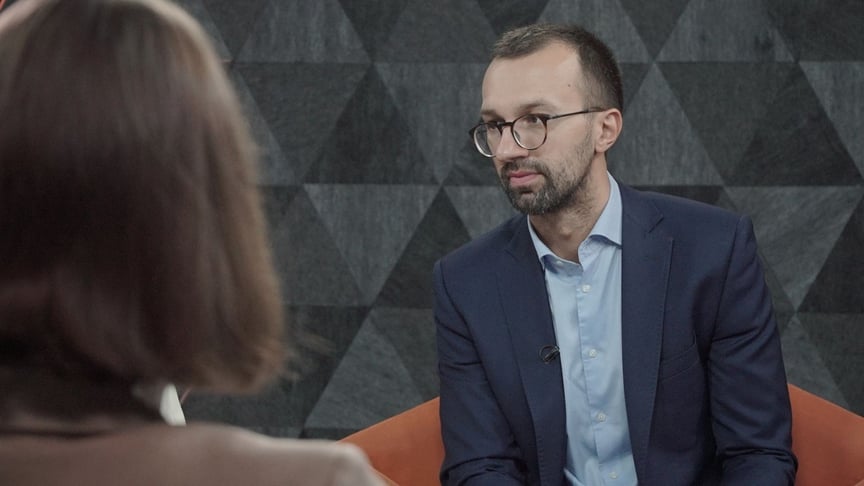 Former MP and journalist Sergii Leshchenko speaks to Hromadske's Nataliya Gumenyuk on September 29 in Kyiv, Ukraine.