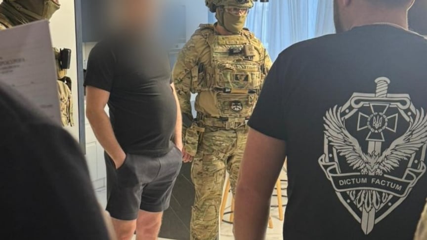 Керівників обласних підрозділів поліції підозрюють у покриванні «порноофісів»