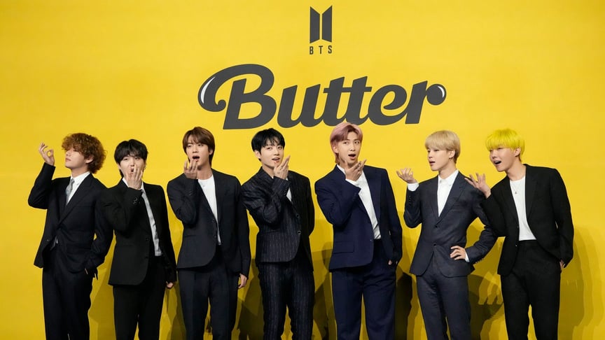 Группа BTS перед презентацией своего нового сингла Butter. Сеул, Южная Корея, 21 мая 2021 года
