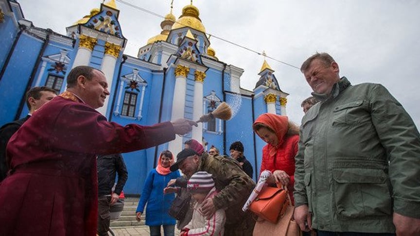 Conflicting Reports Leave Orthodox Leaders’ Health In Doubt On Easter’s Eve