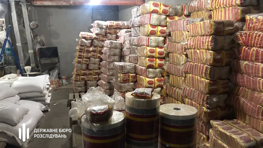 ДБР викрило схему масштабного розкрадання харчів для військових
