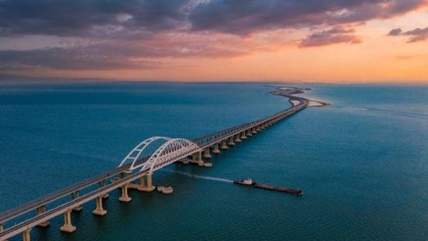 Crimean Bridge documentation 'leaked', Russian botnet eliminated: last night's highlights