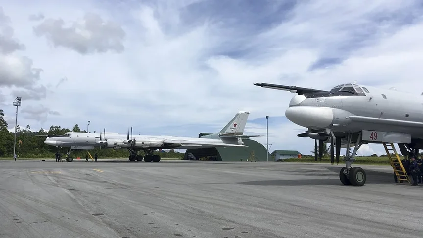 російські Ту-95 — саме такі було уражено в результаті операції СБУ «Павутина»
