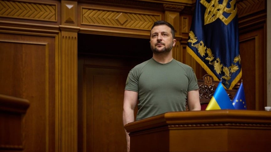 President Volodymyr Zelenskyy took part in the plenary session of the Verkhovna Rada on the occasion of the 27th anniversary of the adoption of the Constitution of Ukraine