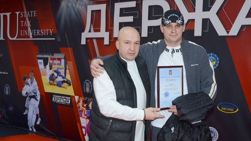 Михайло Уваров (праворуч) із головою Відділення НОК України в Київській області Ігорем Малинським Михайло Уваров (праворуч) із головою Відділення НОК України в Київській області Ігорем Малинським