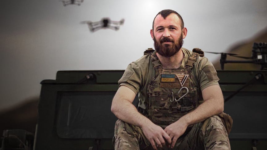 Командир відділення батареї управління та артилерійської розвідки 59 штурмової бригади в складі Сил безпілотних систем Олександр Вовченко, Флай